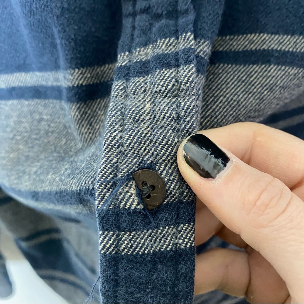 90’s Style Button Down Hooded Flannel - image 2